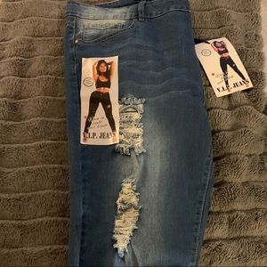 (NWT) Medium Wash Mid-Rise Jeans
